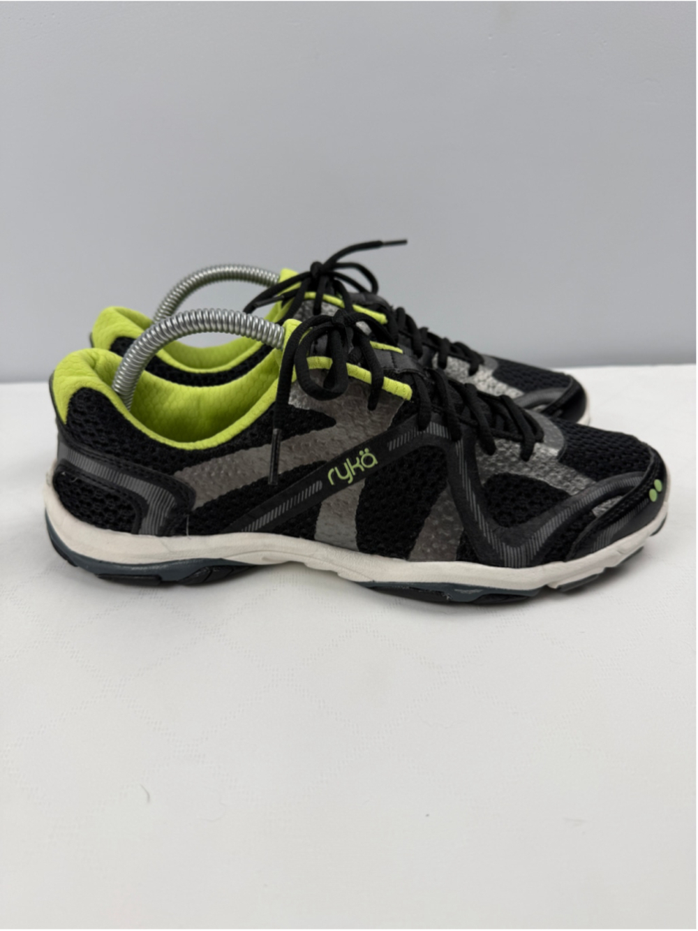 Ryka Influence Black Lime Green Athletic Training Shoes Women Sz 9 (no insole)